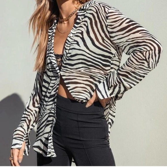 Princess Polly Ziggy Zebra Sheer Blouse - Picture 3 of 4